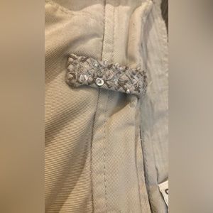 OLD NAVY Women’s size 8 khaki shorts